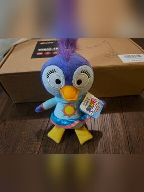 Muppet Babies Summer Sunshine Penguin Stuffed Animal Plush NWT New With Tags. 